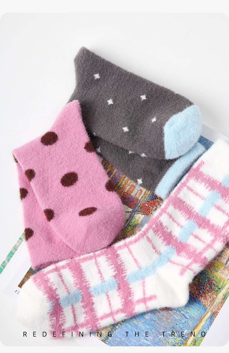 Women Mid Calf Thick Coral Fleece Socks Winter Warm Polka Dot Maternity Socks 3 Pairs Pack Renaissance