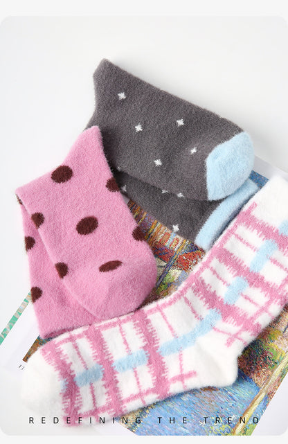 Women Mid Calf Thick Coral Fleece Socks Winter Warm Polka Dot Maternity Socks 3 Pairs Pack Renaissance